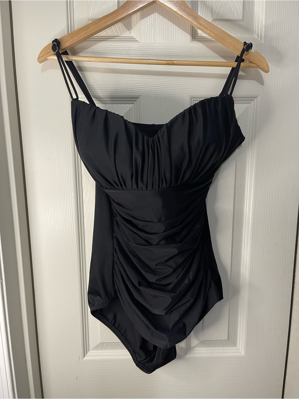 Magicsuit Black Ruched Belly Flattering One Piece Bathing Suit size 14DD